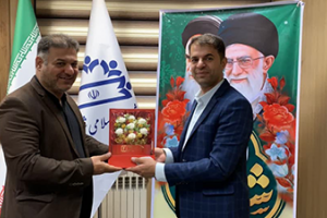  تقدیر محمدجواد زرعی کار رئیس شورای اسلامی شهر صالحیه از اعضای شورای شهر بمناسبت نهم اردیبهشت ماه مصادف با روز ملی شوراها